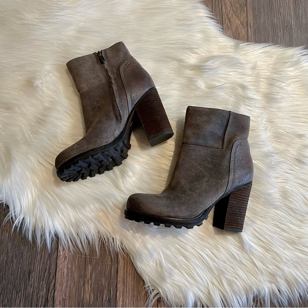 Sam Edelman Franklin Bootie in Grey
